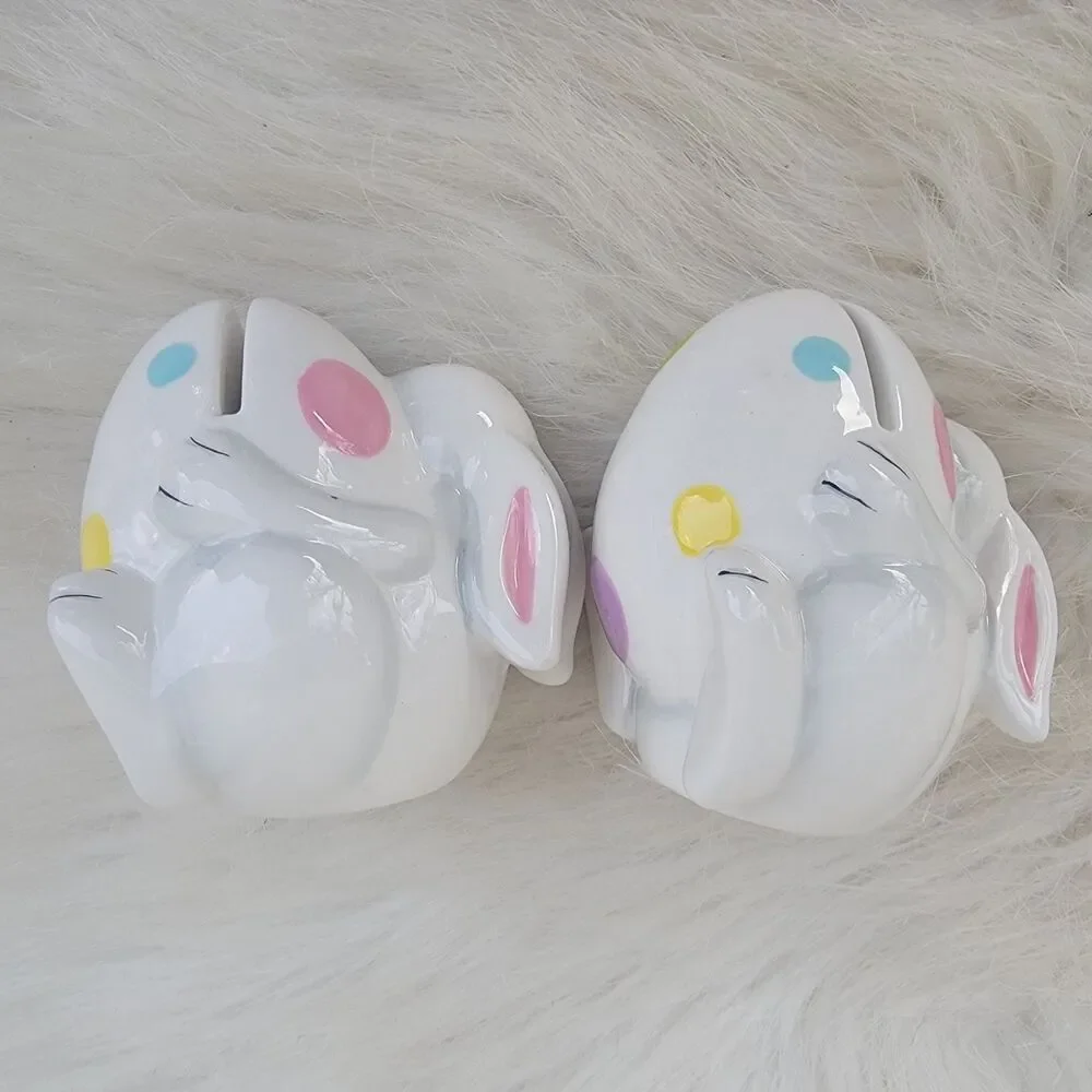Set of 2 handpainted ceramic Easter bunny place card holders